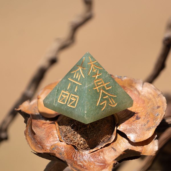 chakra healing reiki symbol pyramid